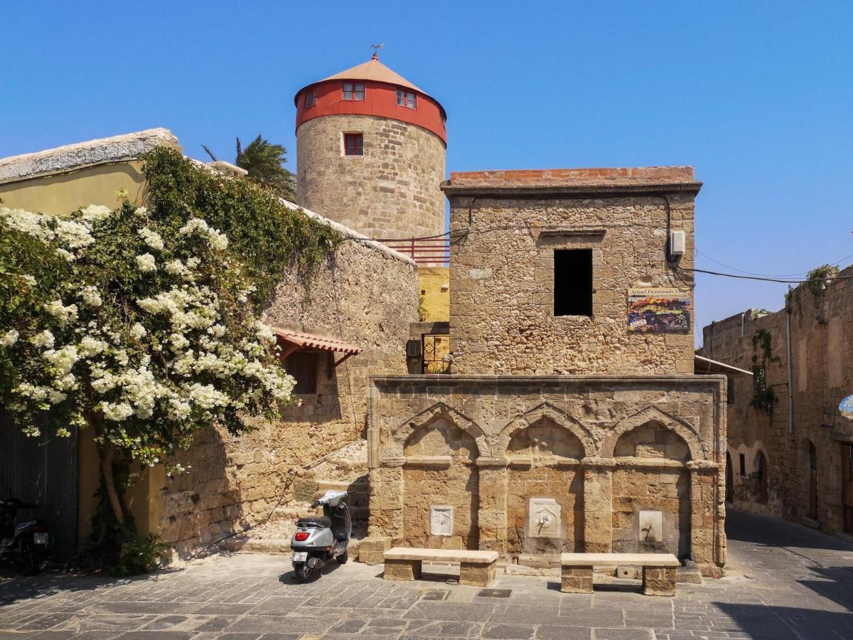 Voyaz Boutique Apartments & Suites -Old Town Rhodes City Екстериор снимка